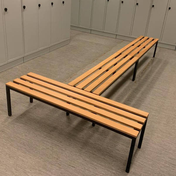 Bænk til omklædningsrum - 2 meter