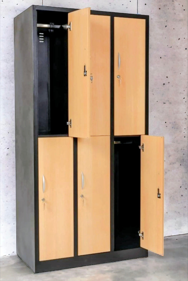 Omklædningsskab - 6 skabe