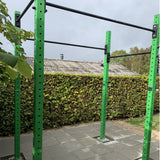 Solidt udendørs squat og pullup stativ der kan vælges i valgtfri farve