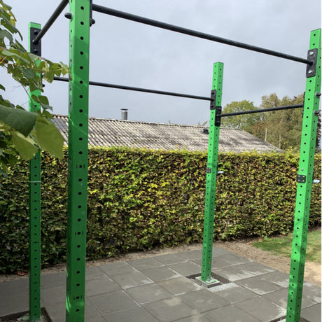 Solidt udendørs squat og pullup stativ der kan vælges i valgtfri farve